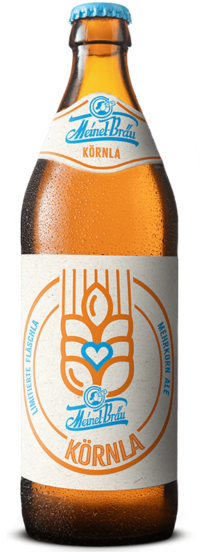 Eine Euro-Bierflasche 500 ml mit hellem Etikett mit einer orangenen Illustration von einer Gerstenähre mit Herz.